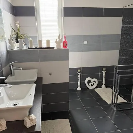 Appartement Mirka *